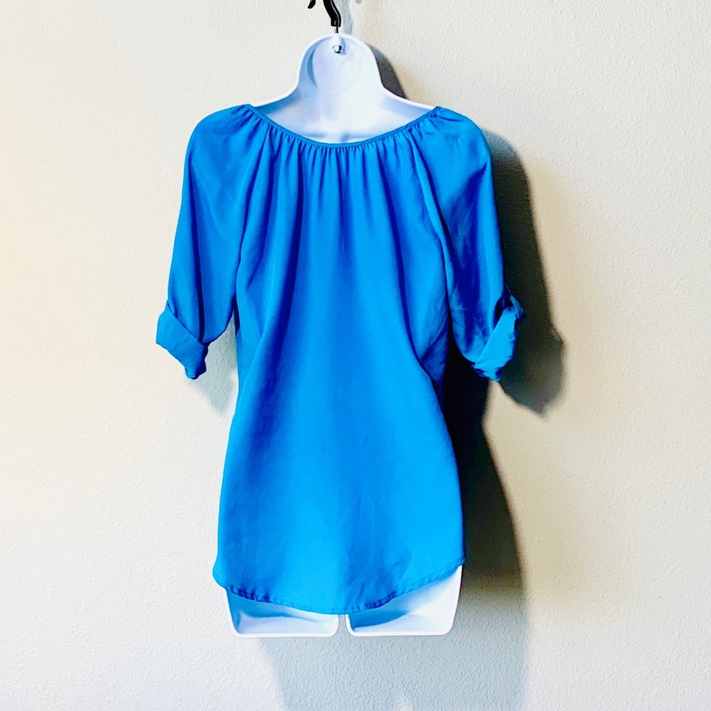 Express Button Down Top With Convertible Sleeves - image 6